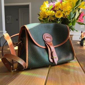 Vintage Dooney & Bourke bag